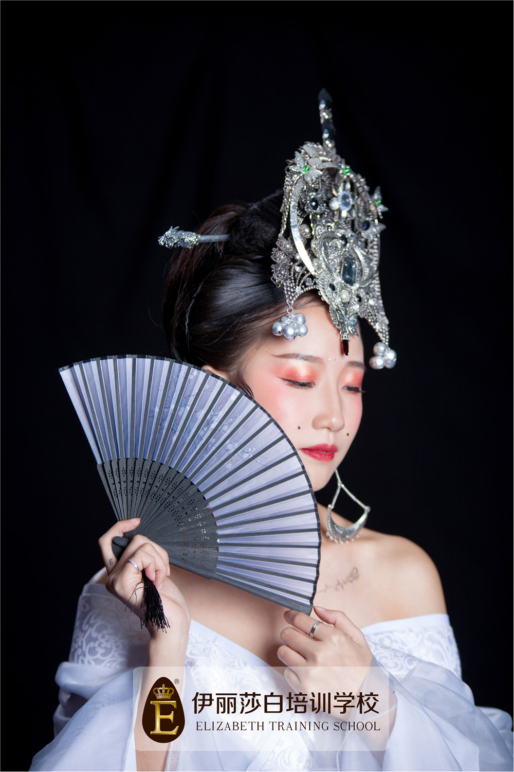伊丽莎白化妆学校_学员造型作品_伊丽莎白化妆造型培训_化妆造型学校就选伊丽莎白 伊丽莎白化妆学校_学员造型作品_伊丽莎白化妆造型培训_化妆造型学校就选伊丽莎白